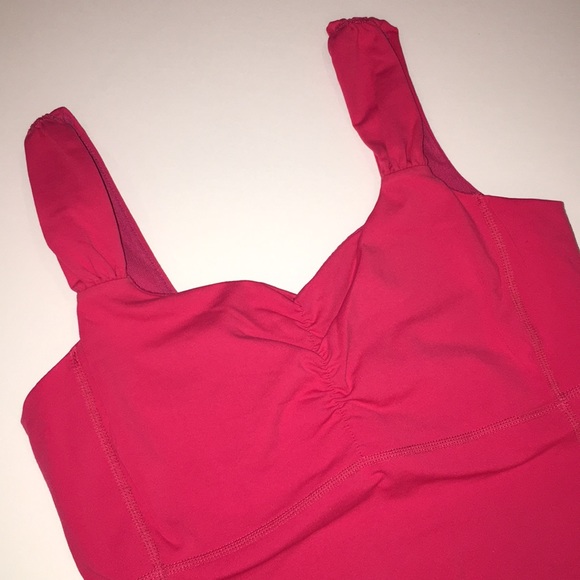 LULULEMON deep pink tank puckered/pleated accents - Picture 3 of 8